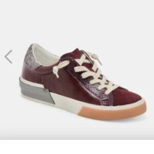 Zina Women Sneaker Burgundy Crinkle Patent  Size 10 CURRENT COLLECTION